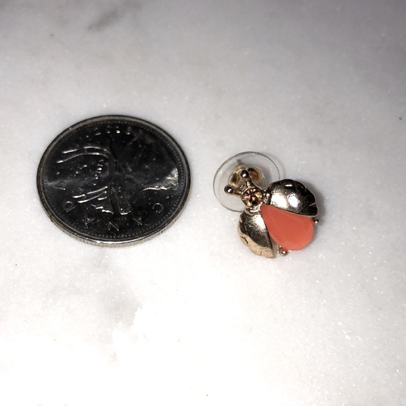 NWT Kate Spade Unwanted Visitors Ladybug Earrings - Picture 3 of 4